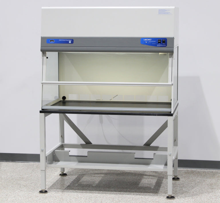 Labconco 4’ Purifier Vertical Clean Bench 230V with Airflow Monitor