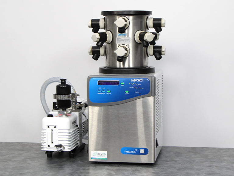 Labconco FreeZone 2.5L -50C Benchtop Freeze Dryer with Manifold and Pump