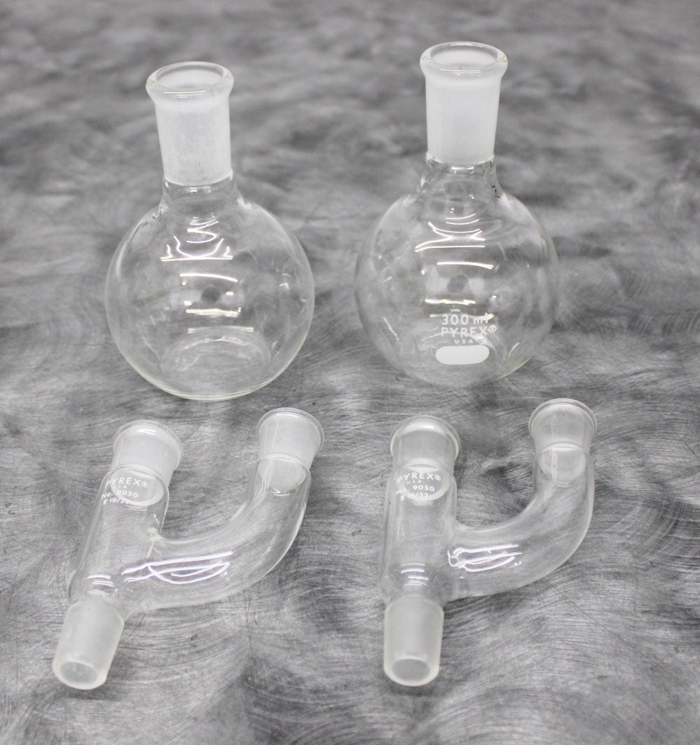 Pyrex 300mL Flat Bottom Recovery Flask and Three-Way Claisen Adapter