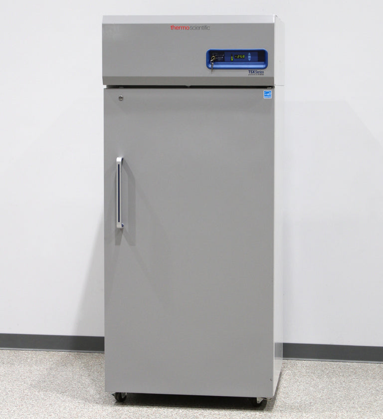 Thermo Scientific TSX Series -20°C TSX3020FA High-Performance Lab Freezer