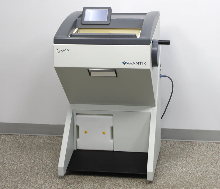 Avantik QS12 UV Cryostat Microtome 956661 with UV Disinfection