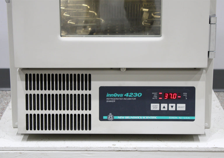 New Brunswick Scientific Innova 4230 Refrigerated Incubator Shaker M1233-0000