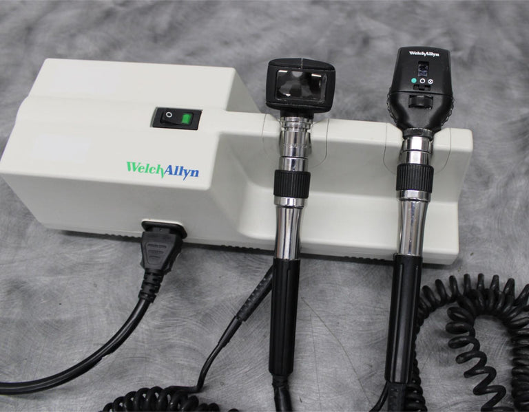 Welch Allyn 767 Series Transformer Otoscope and Ophthalmoscope with Heads