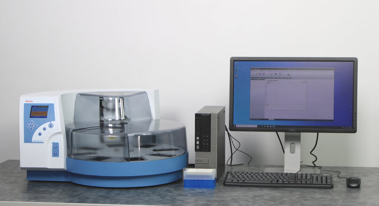 Thermo Scientific KingFisher Flex 711 Nucleic Acid Purification Automate and PC