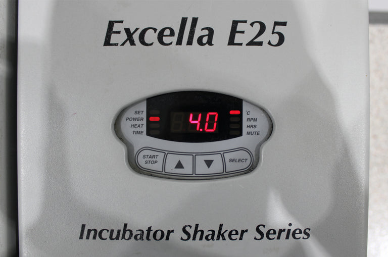 New Brunswick Excella E25R Refrigerated Floor Incubator Shaker M1353-0004