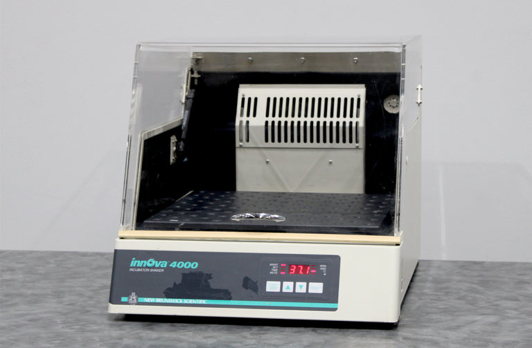New Brunswick Scientific Innova 4000 Incubator Shaker M1192-0000