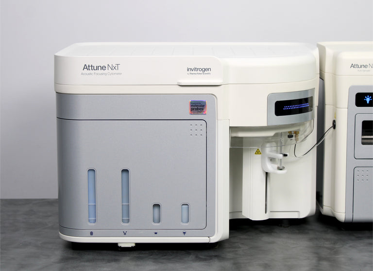 Thermo Invitrogen Attune NxT Acoustic Focusing Cytometer with Attune Autosampler