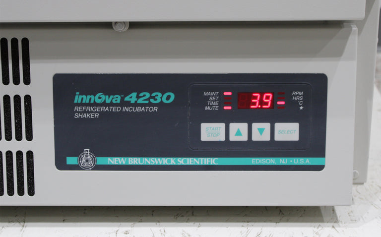 New Brunswick Innova 4230 Refrigerated Incubator Shaker 120V M1233-0000