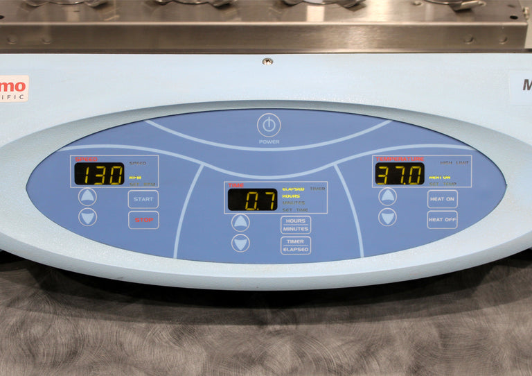 Thermo Scientific MaxQ 4000 SHKE4000-5 4330 Benchtop Incubator Shaker 120V