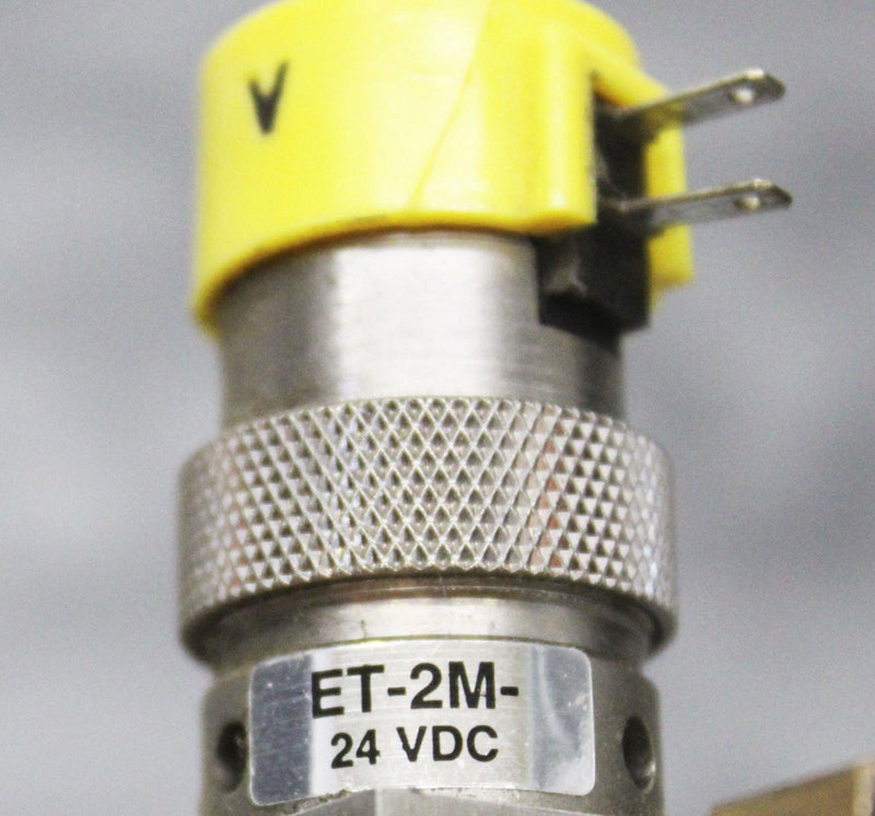 Lot of 3 Clippard Electronic Valves 1x ET-2M-6VDC & 2x ET-2M-24VDC with Fittings