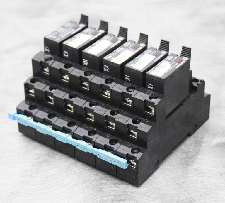 Allen-Bradley Six Relay Sockets 700-HN121 with Six Relays 700-SK0Z2Z25