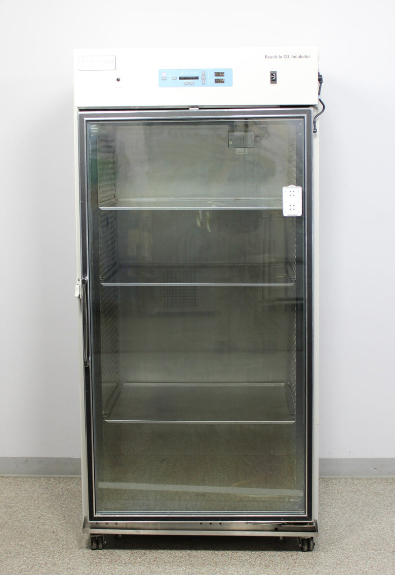 Thermo Scientific 3950 Reach-In CO2 Incubator with Shelves