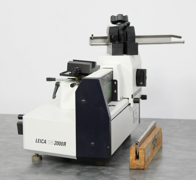 Leica SM2000 R Sliding Benchtop Microtome 045333784 w/ Permanent 247mm Knife