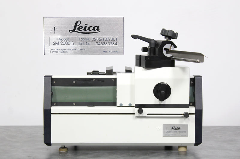 Leica SM2000 R Sliding Benchtop Microtome 045333784 w/ Permanent 247mm Knife