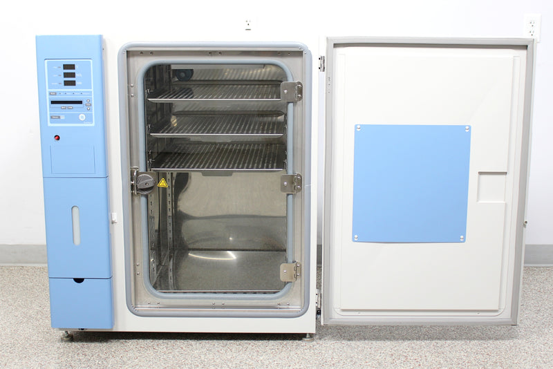 Thermo Forma 3307 Steri-Cult Stainless Steel CO2 Incubator with 3 Shelves