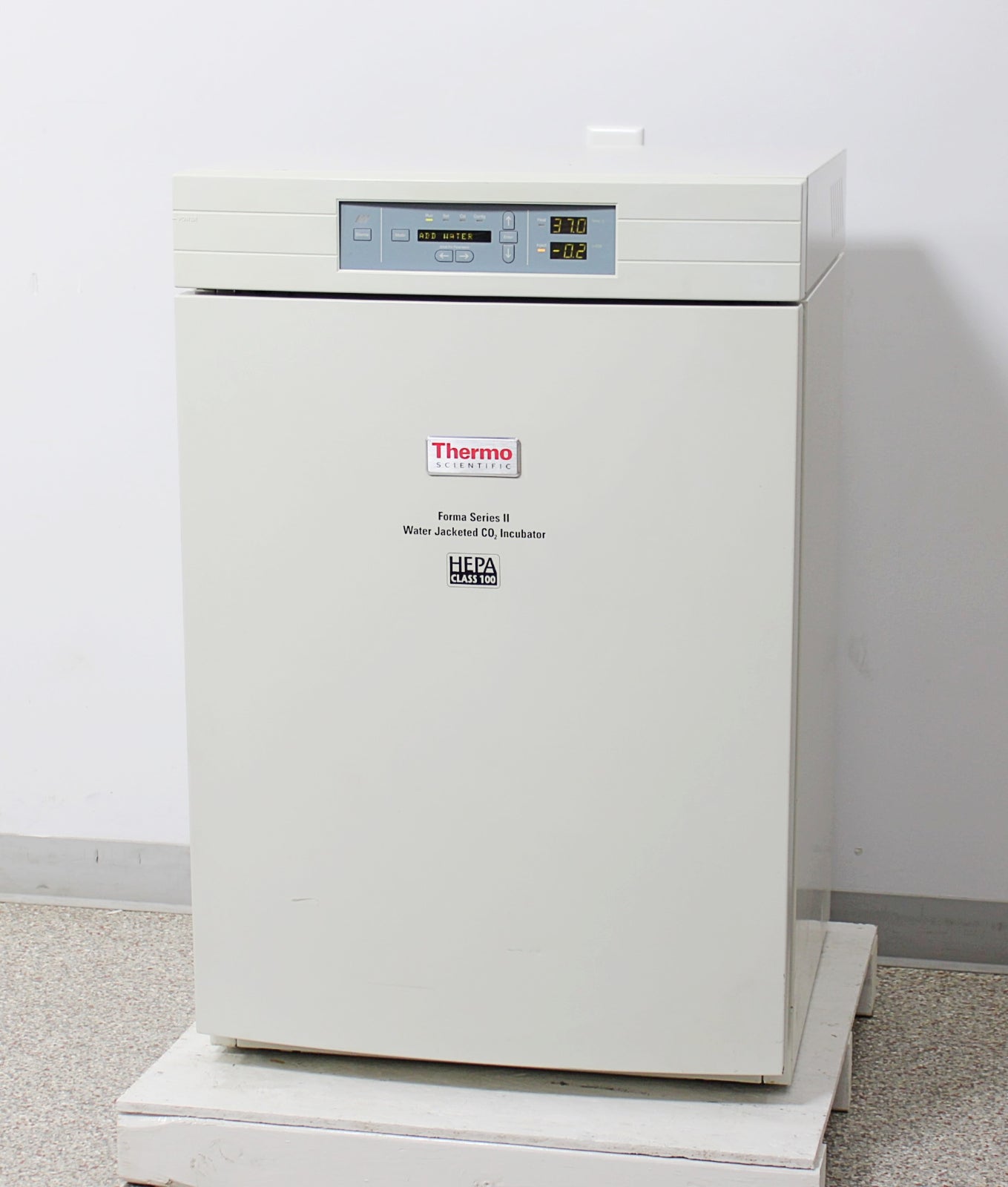 Thermo Scientific 3110 Forma Series II Water Jacketed CO2 Incubator w/